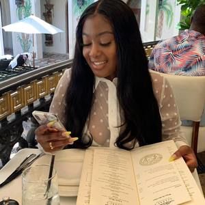 Meet your Posher, Tanisha